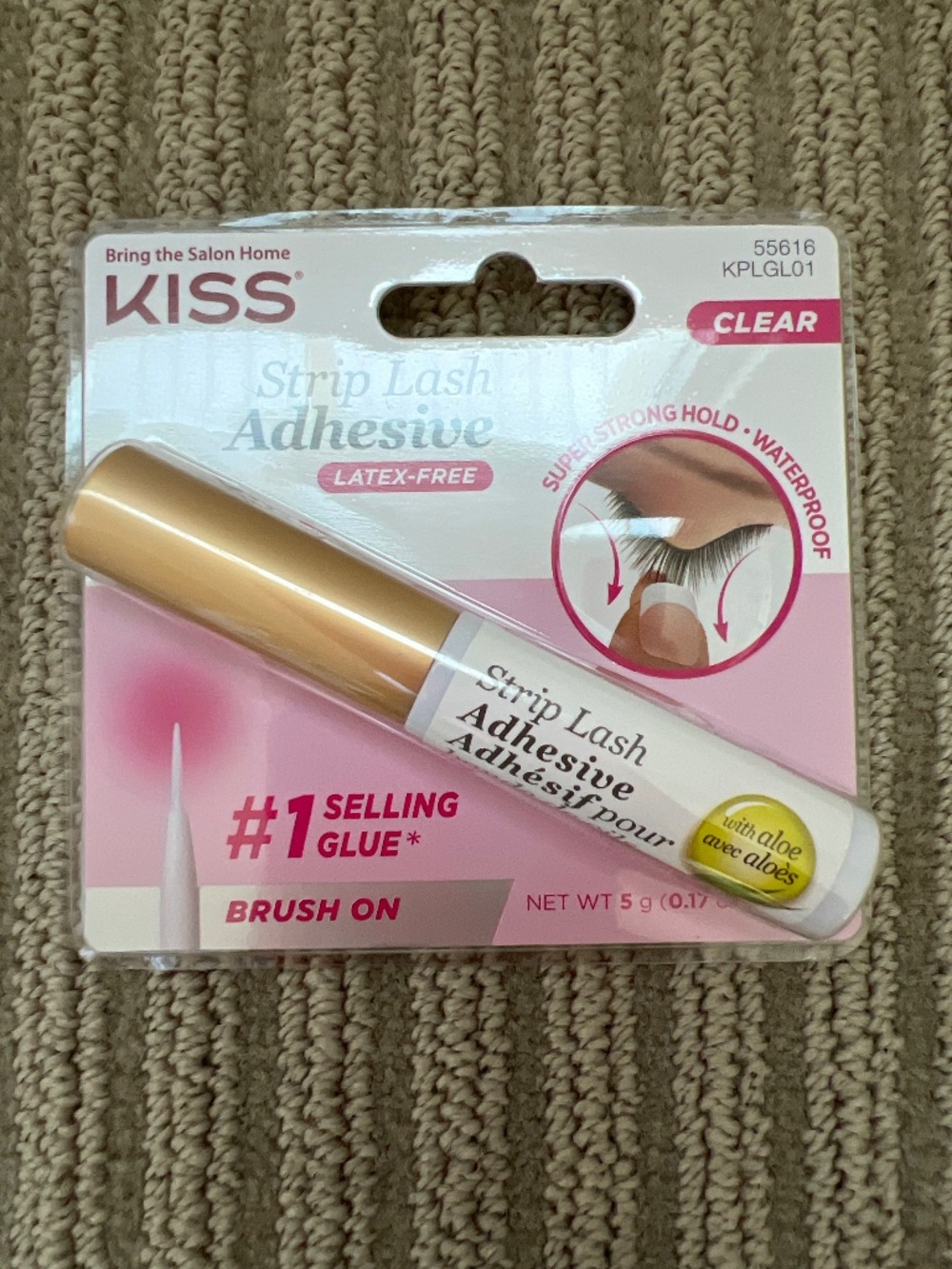 Strip lash adhesive